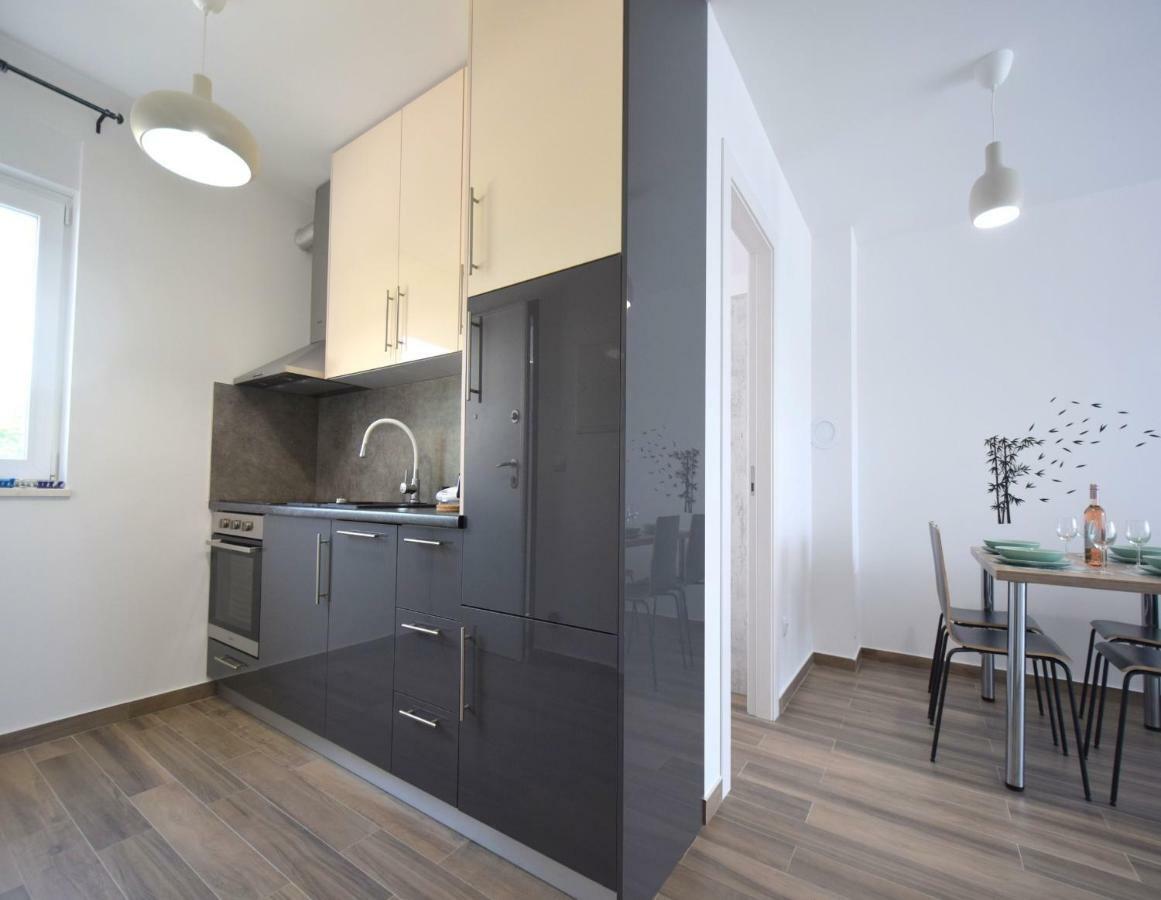 Apartments Medna Čižići Extérieur photo