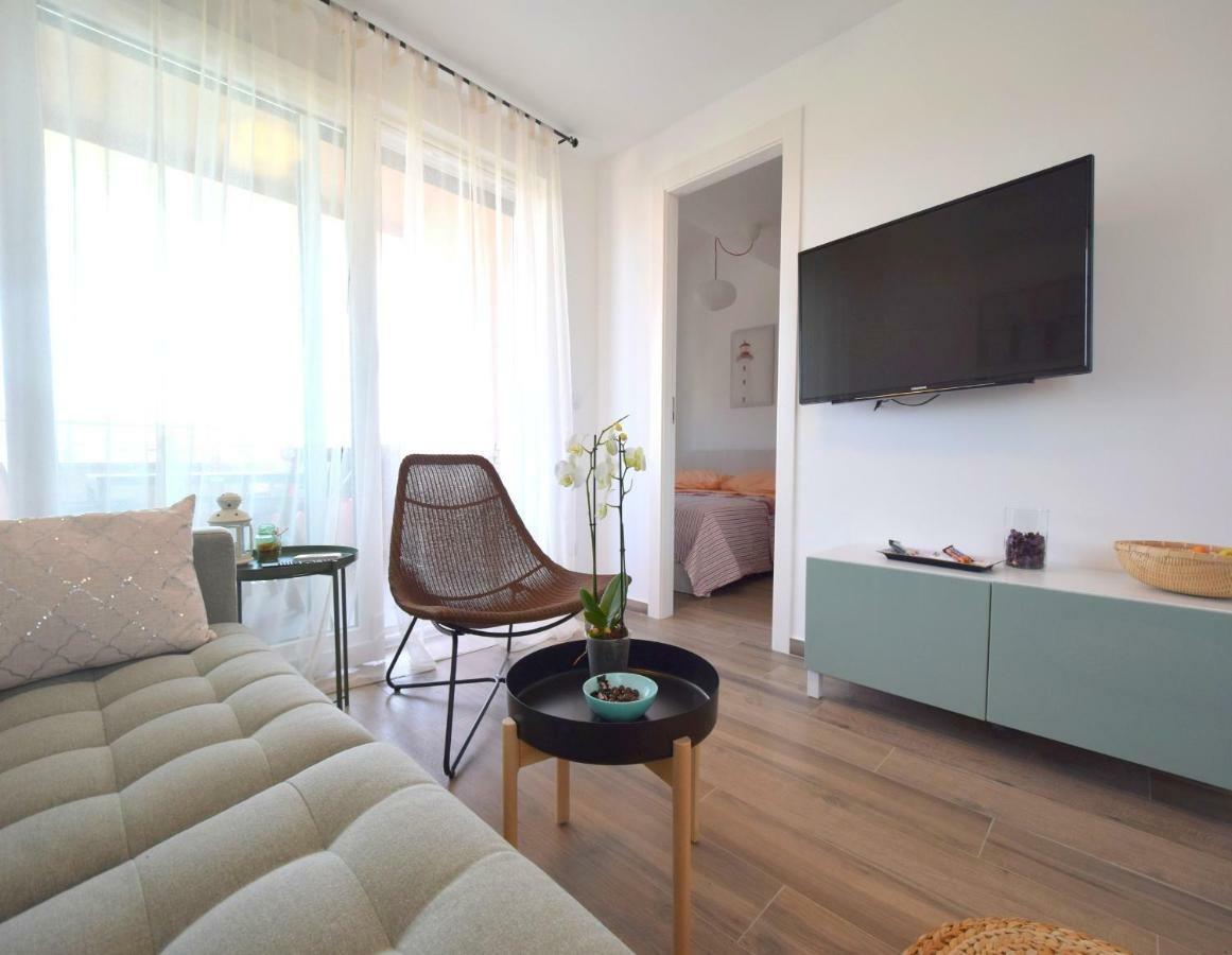 Apartments Medna Čižići Extérieur photo