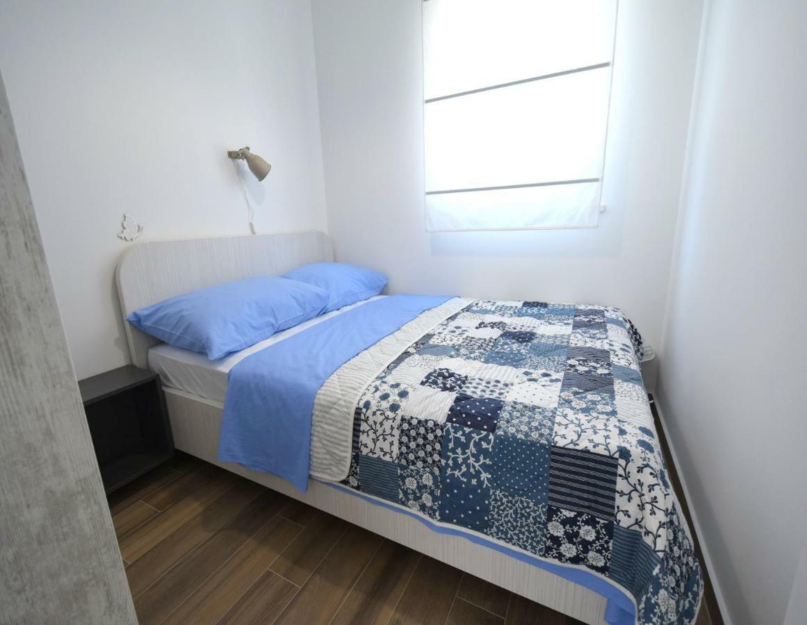 Apartments Medna Čižići Extérieur photo
