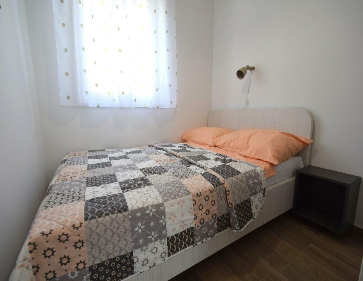 Apartments Medna Čižići Extérieur photo