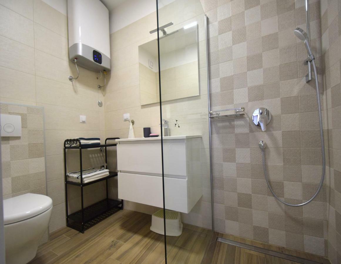 Apartments Medna Čižići Extérieur photo