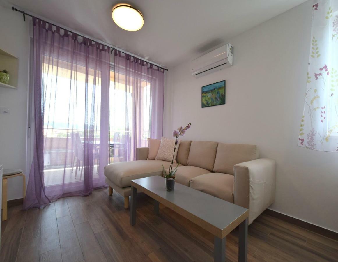 Apartments Medna Čižići Extérieur photo