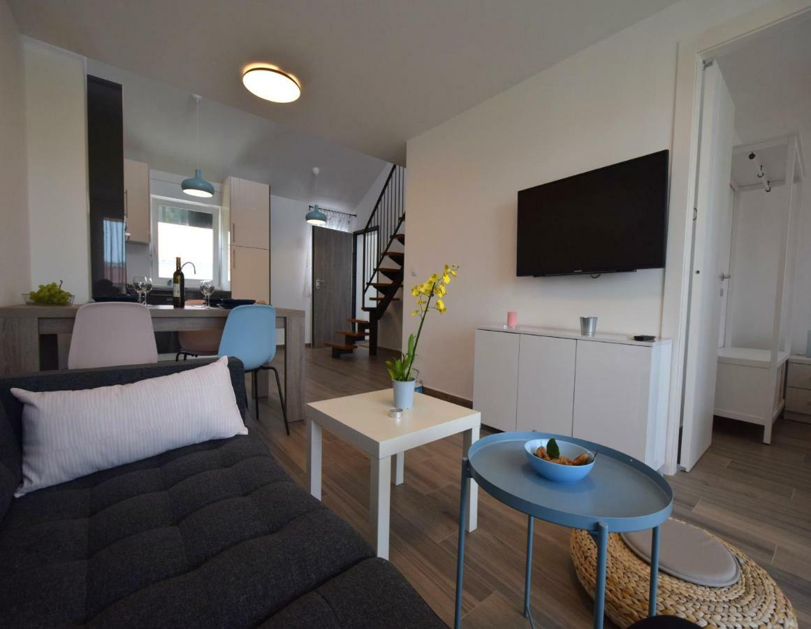 Apartments Medna Čižići Extérieur photo
