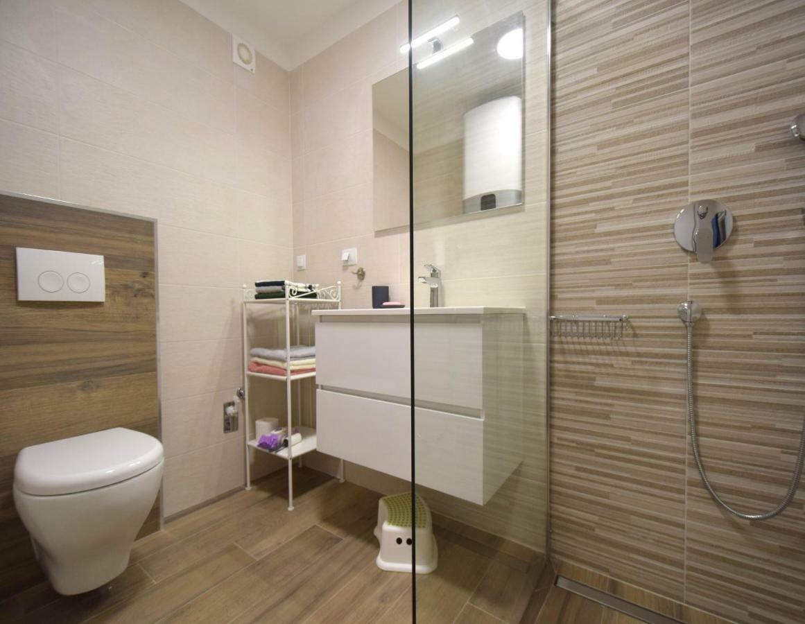 Apartments Medna Čižići Extérieur photo
